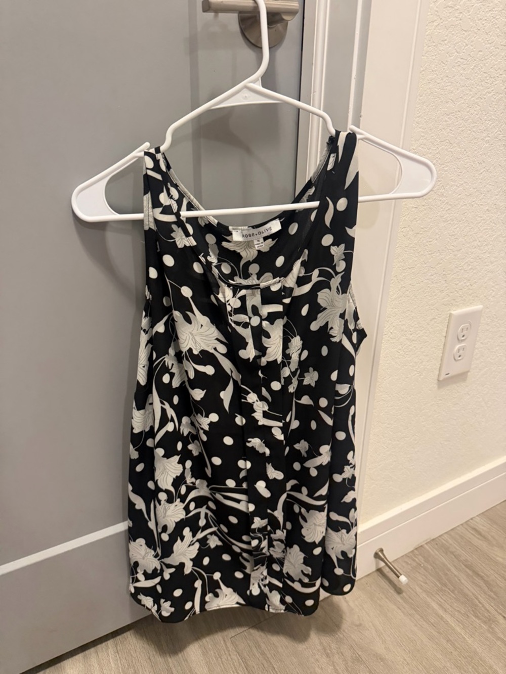 Rose & Olive Black and White Floral Polka Dot Blouse